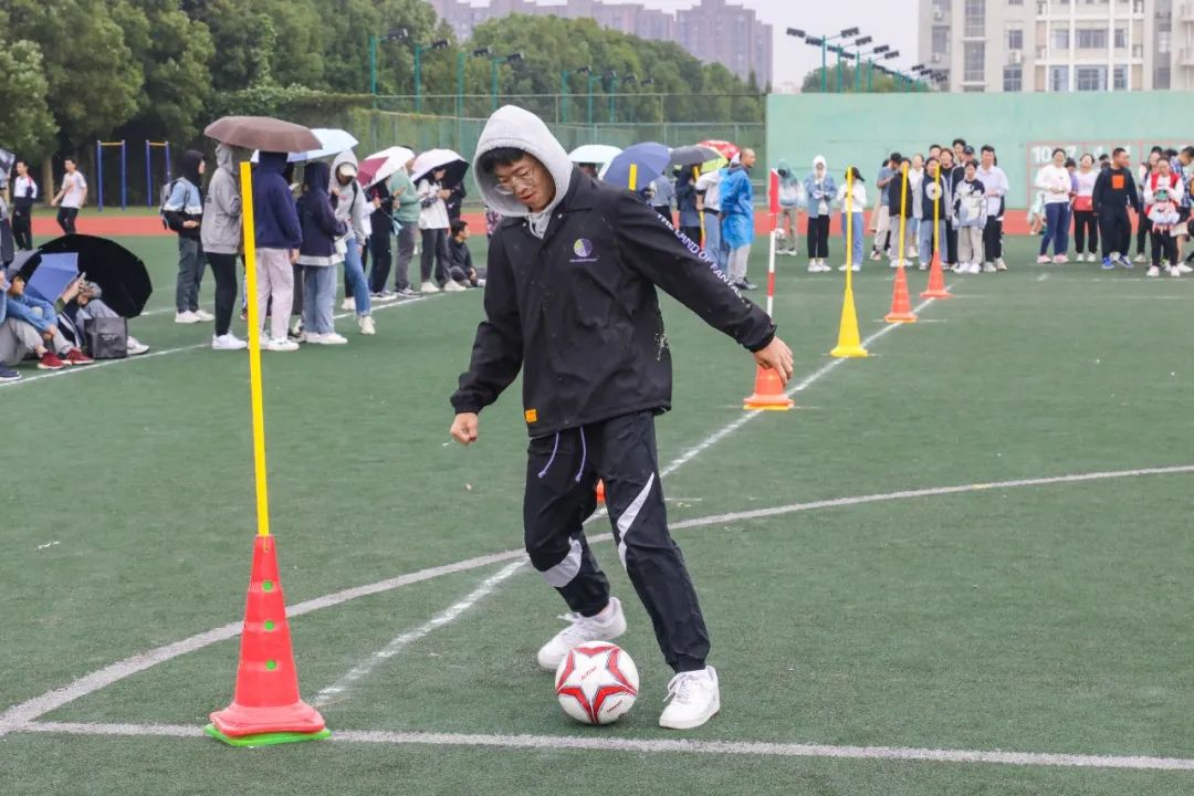 激情迸发!球员勇往直前决胜最后一环的简单介绍 激情迸发!球员勇往直前决胜最后一环的简单介绍