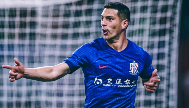 包含申花惜败自由人，战胜在望遗憾落幕的词条