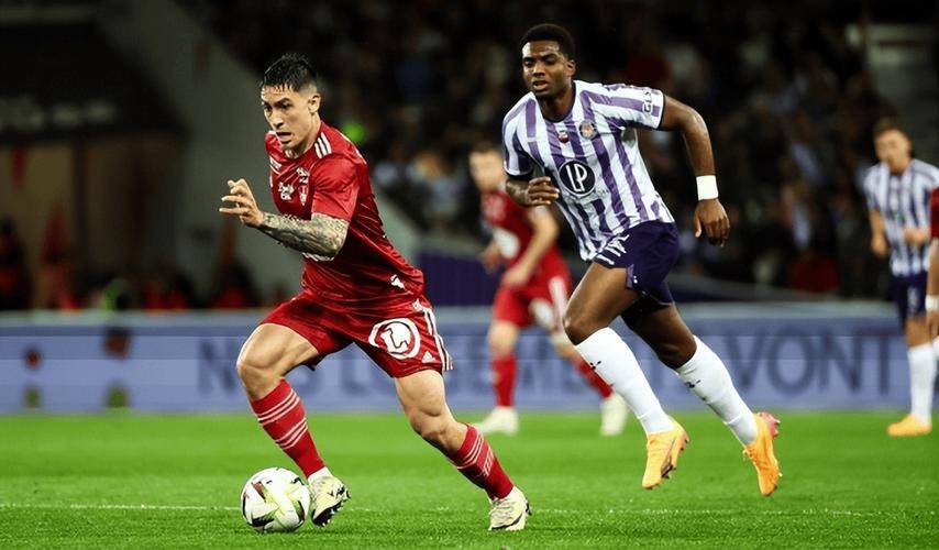 开云体育官网-包含昂热队主力球员状态神勇，为比赛做好准备的词条