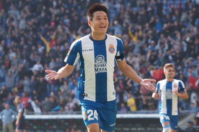 竟人贝阿达德斯连战连胜，队长梅开二度帮助球队完美收官的简单介绍