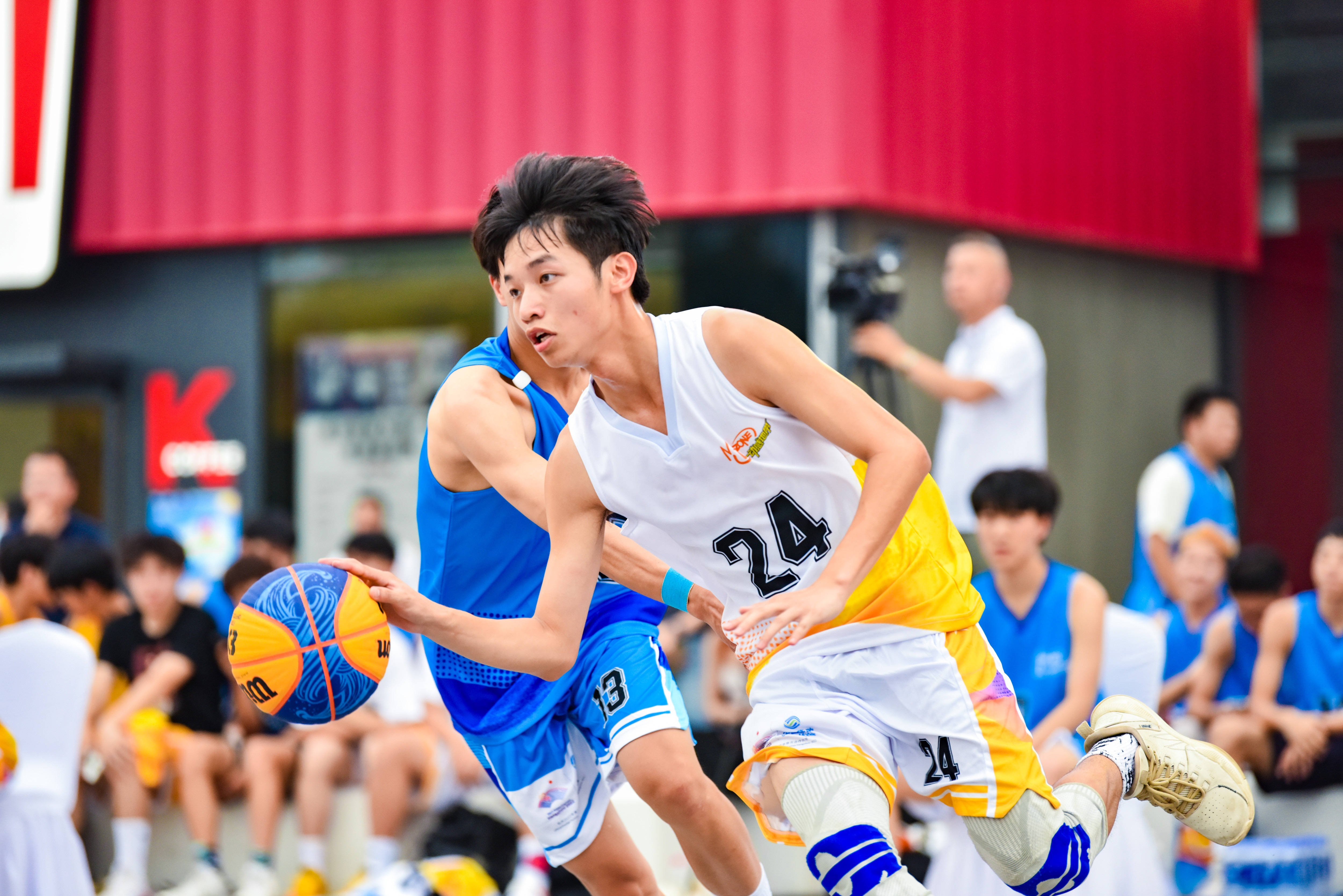 开云体育官网-篮球联赛最新一轮的比赛精彩回顾