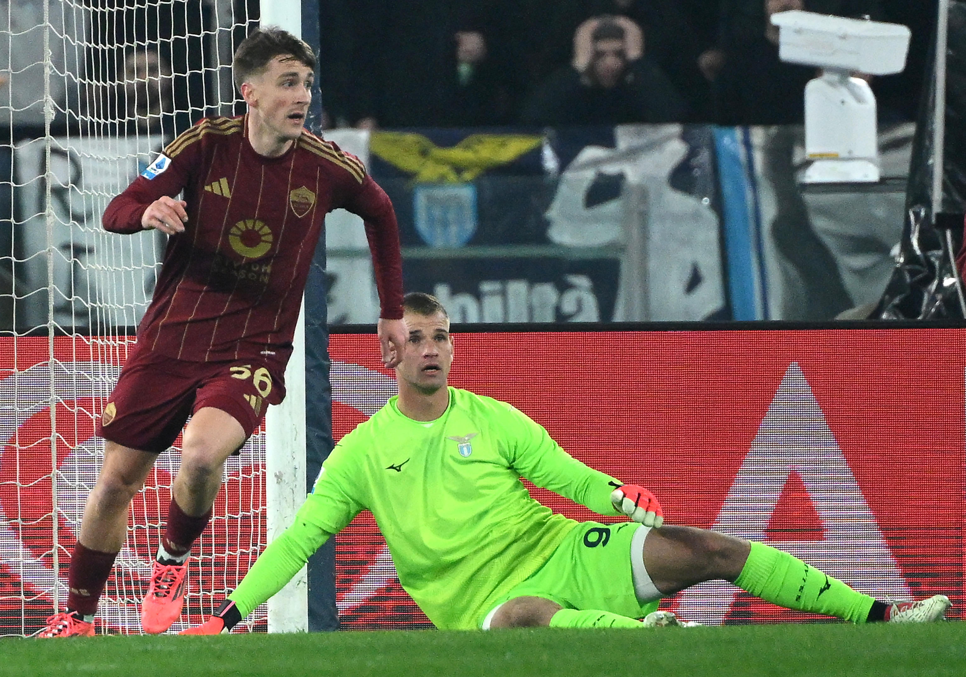 罗马尼亚队遗憾出局,无缘欧锦赛的绝杀的简单介绍 罗马尼亚队遗憾出局,无缘欧锦赛的绝杀的简单介绍