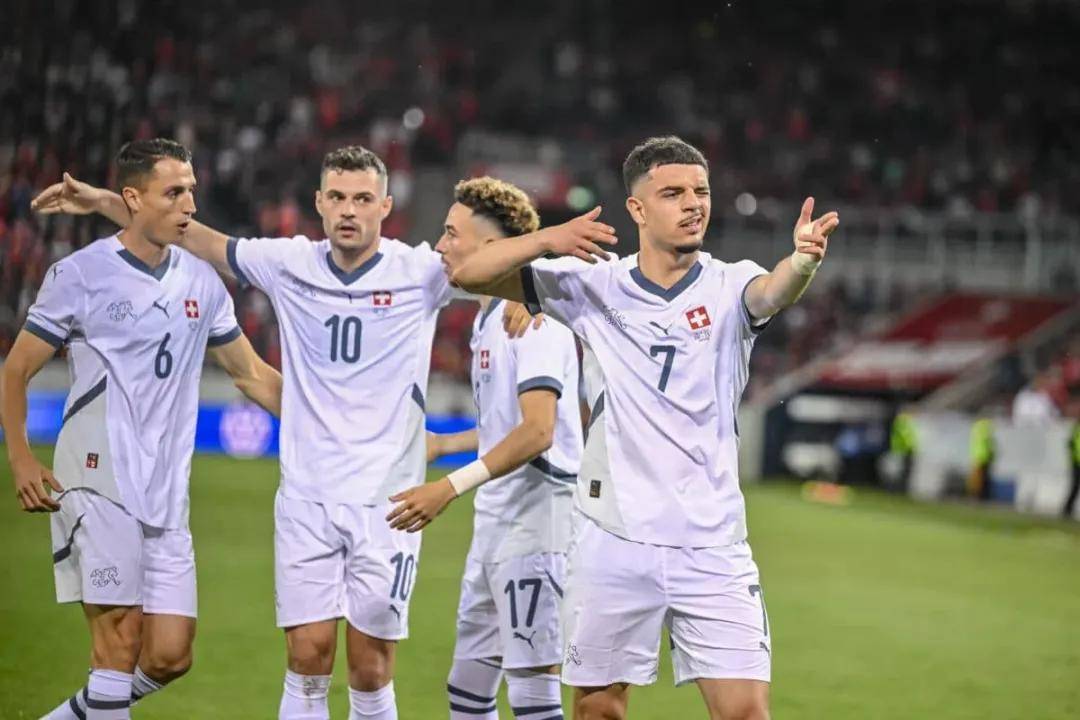 罗马尼亚队备战瑞士,争夺欧洲锦标赛资格赛的简单介绍 罗马尼亚队备战瑞士,争夺欧洲锦标赛资格赛的简单介绍