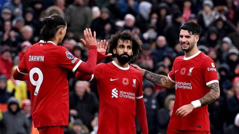 南安普顿迎战利物浦的艰难考验 南安普顿迎战利物浦的艰难考验