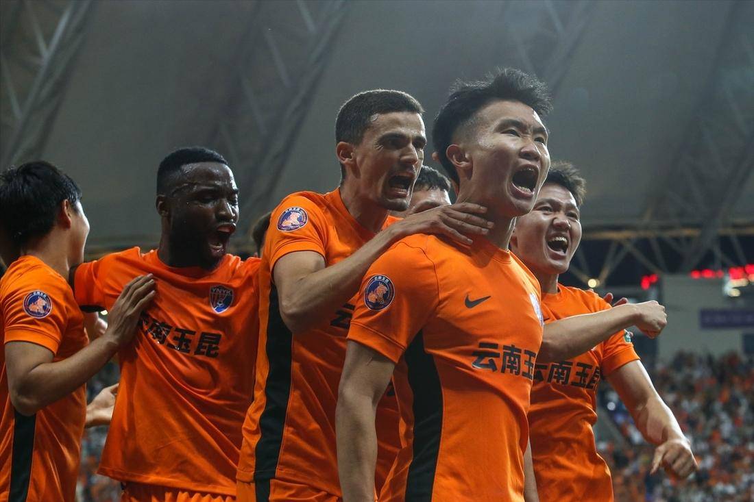 山东鲁能主场力克对手,吞下三连胜宝贵果实 山东鲁能主场力克对手,吞下三连胜宝贵果实