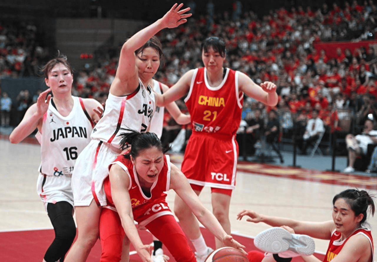 辽宁男篮成功逆转山东大胜,实力彰显 辽宁男篮成功逆转山东大胜,实力彰显