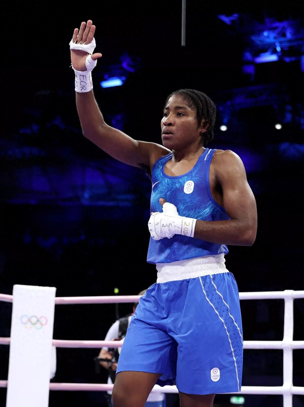 英国选手在拳击比赛中夺得金牌 英国选手在拳击比赛中夺得金牌