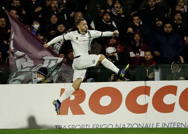 尤文图斯在客场对决切沃,向胜利发起攻势 尤文图斯在客场对决切沃,向胜利发起攻势