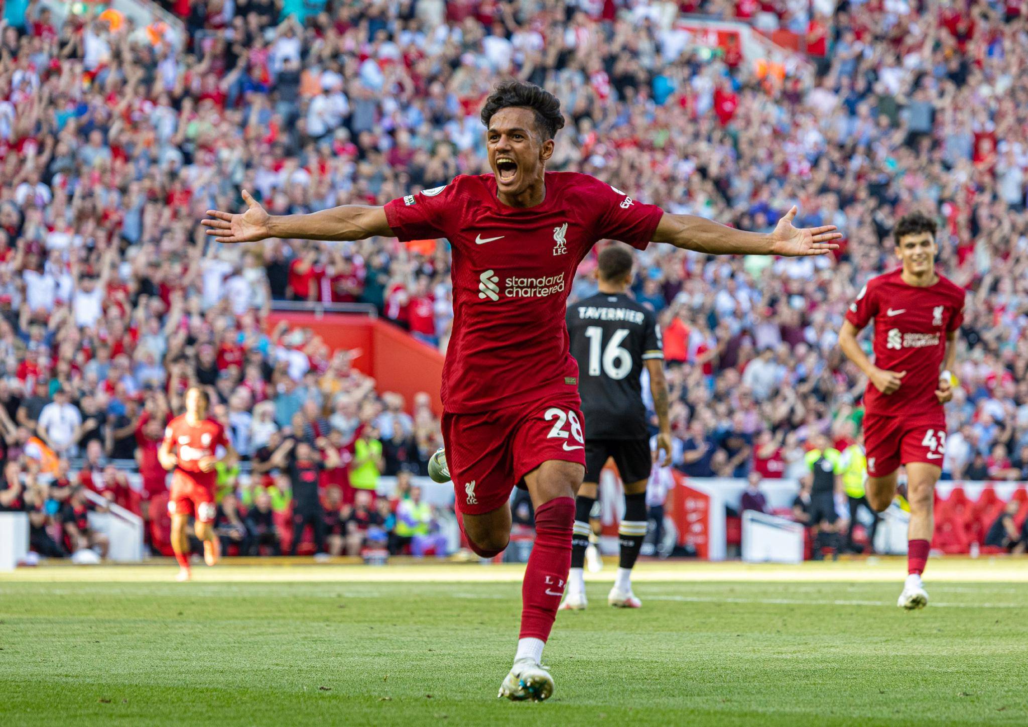 热那亚主场击败马赛,豪取三分 热那亚主场击败马赛,豪取三分