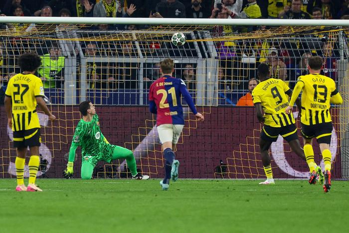 巴塞罗那进攻气势如虹,欧冠对手望而生畏 巴塞罗那进攻气势如虹,欧冠对手望而生畏