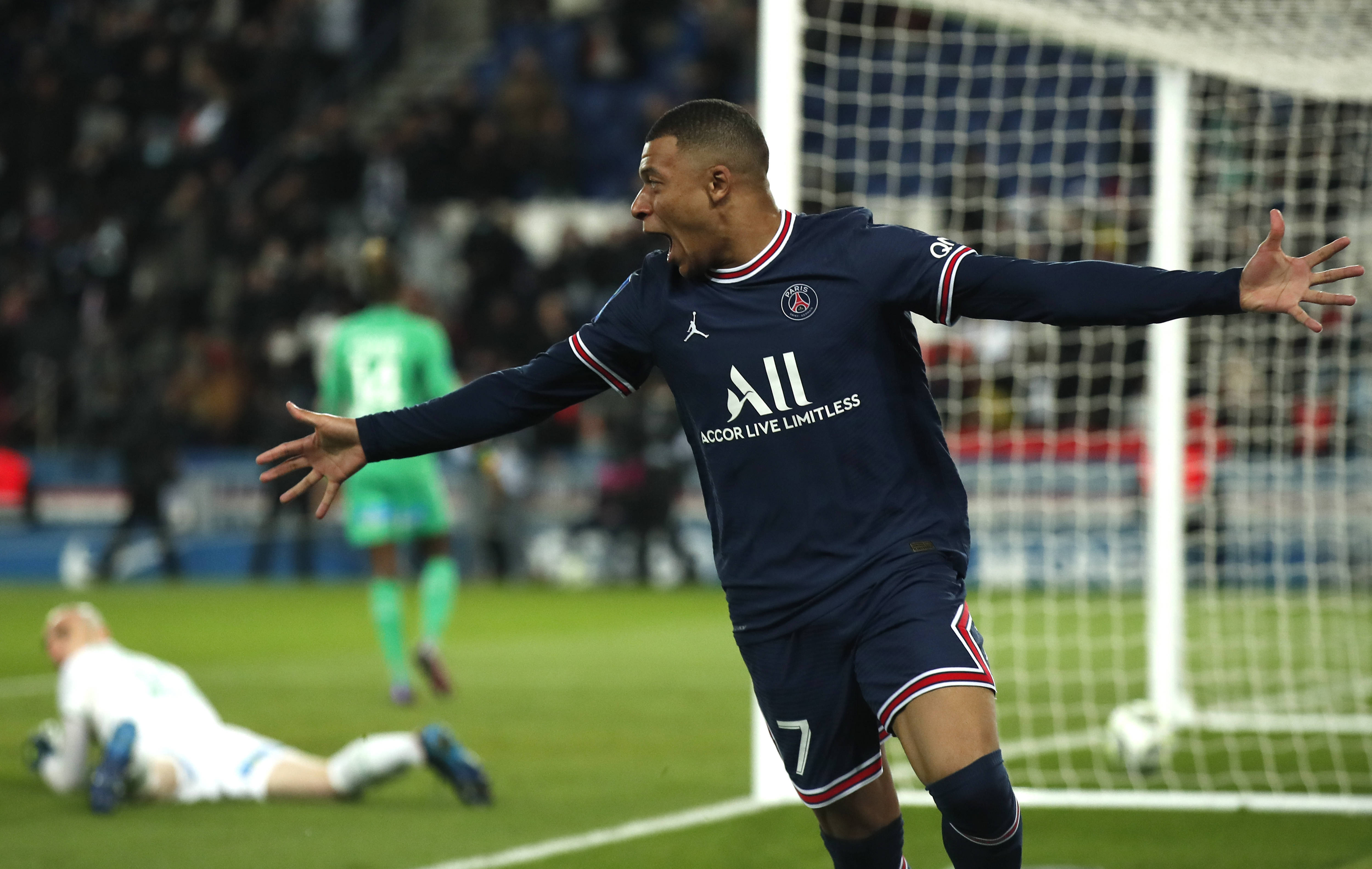 巴黎圣日耳曼连续击败巴塞罗那 巴黎圣日耳曼连续击败巴塞罗那