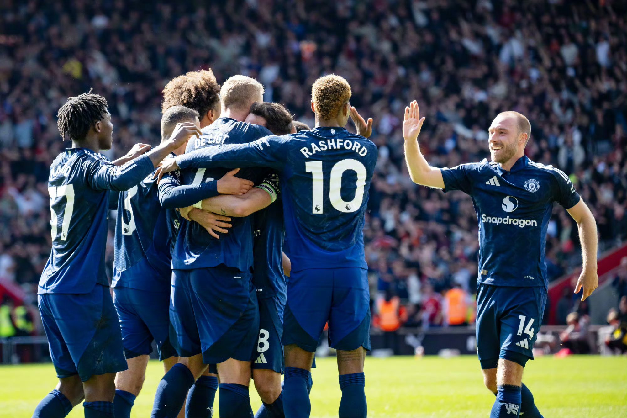 诺维奇客场大捷,英超升班马表现日益稳健的简单介绍 诺维奇客场大捷,英超升班马表现日益稳健的简单介绍