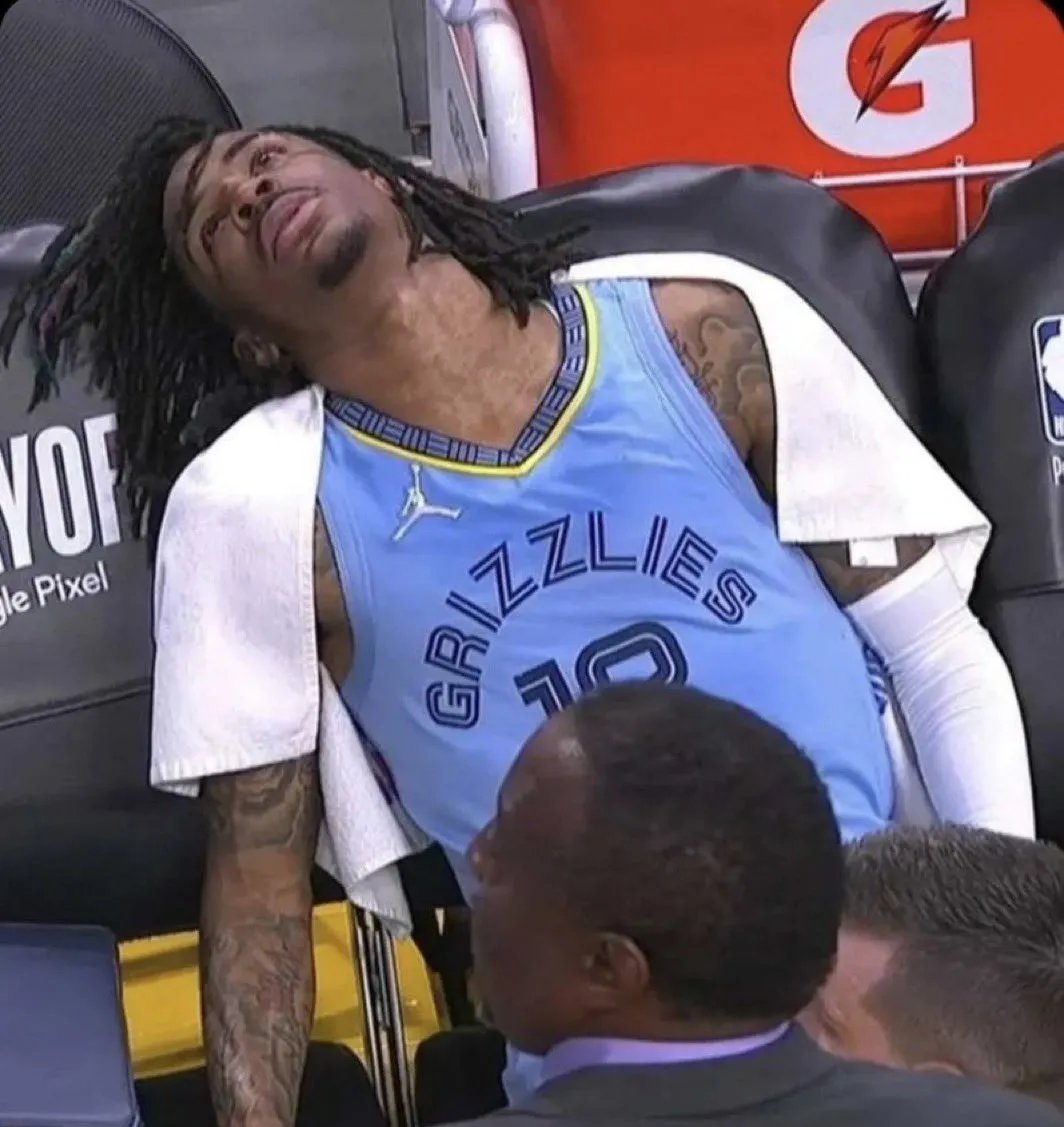 灰熊逆袭!莫兰特个人秀摧垮对手的简单介绍 灰熊逆袭!莫兰特个人秀摧垮对手的简单介绍