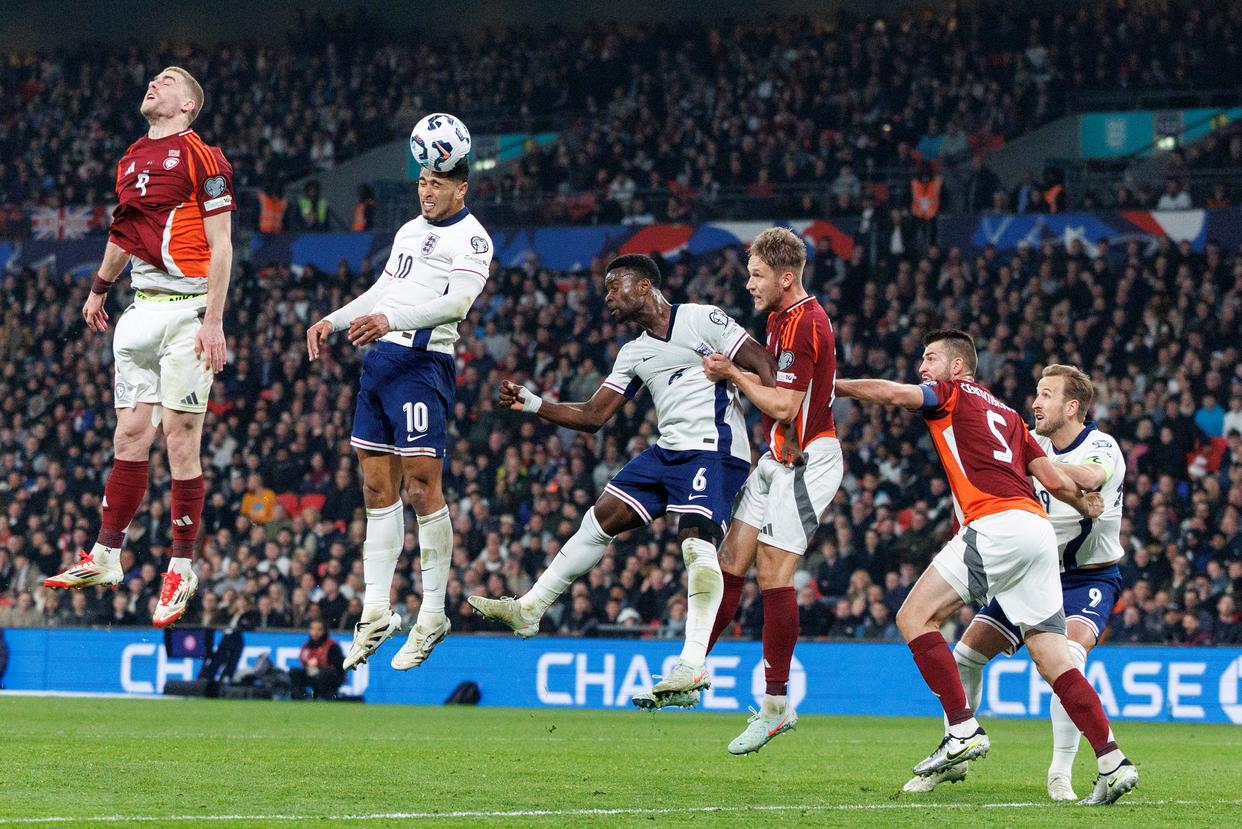 拉脱维亚队表现出色，晋级欧洲预选赛半决赛