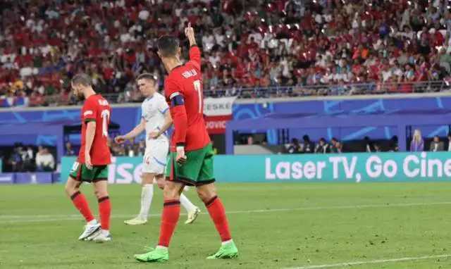 关于葡萄牙击败捷克,备受关注的胜利赛事赢得观众喝彩的信息 关于葡萄牙击败捷克,备受关注的胜利赛事赢得观众喝彩的信息