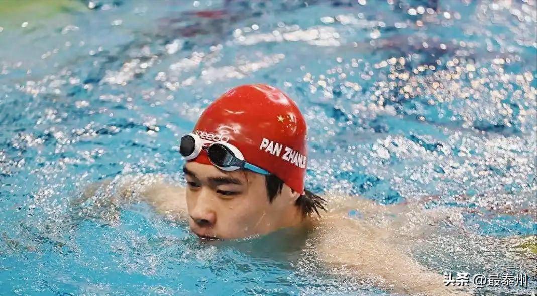 西班牙游泳选手夺冠，实力不容小觑
