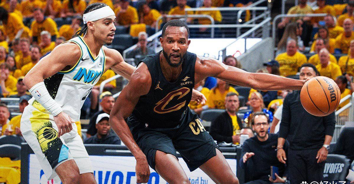 美国运动员在篮球赛中取得胜利,晋级决赛 美国运动员在篮球赛中取得胜利,晋级决赛