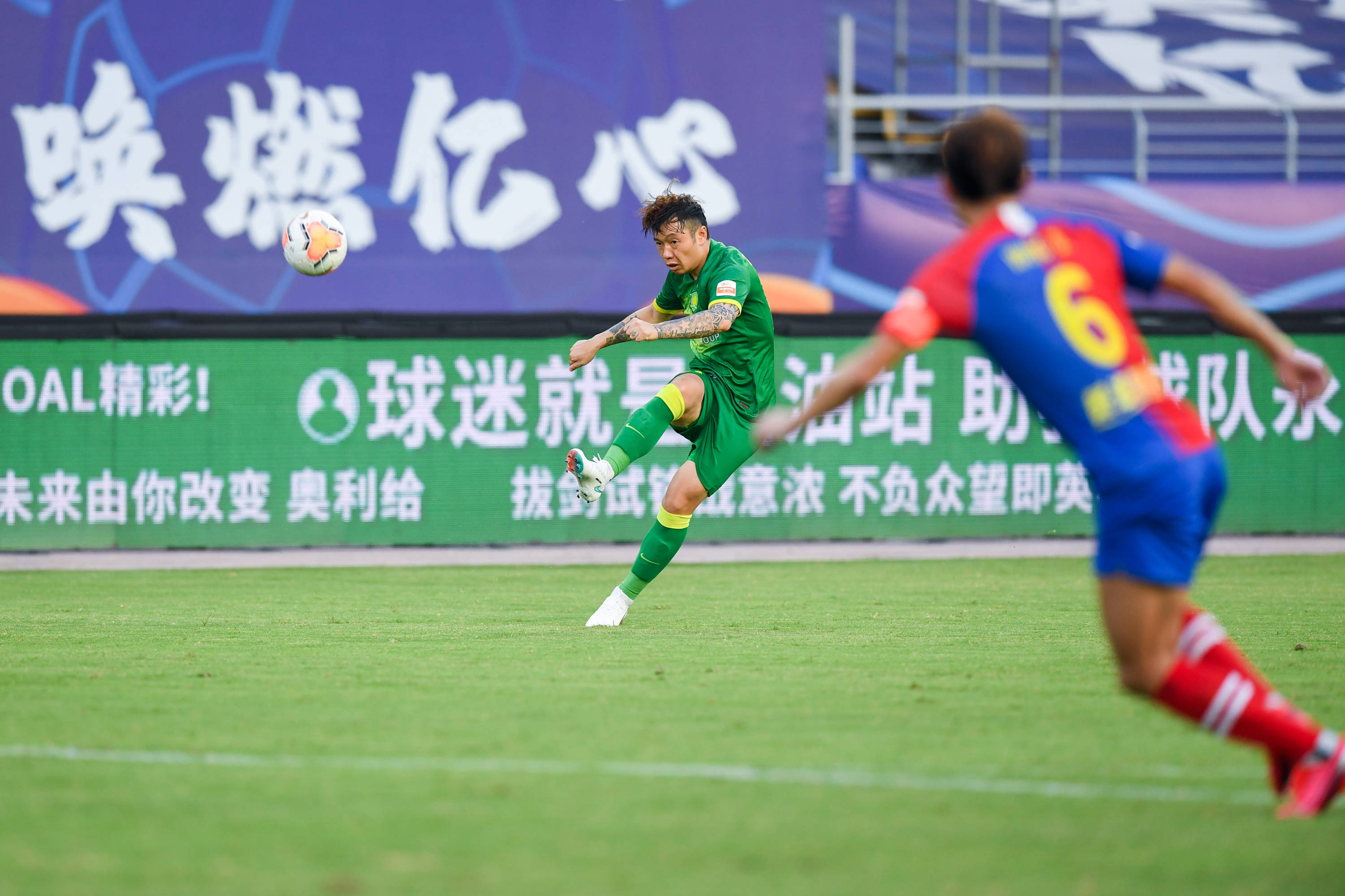 青岛黄海备受期待,备战首轮比赛 青岛黄海备受期待,备战首轮比赛