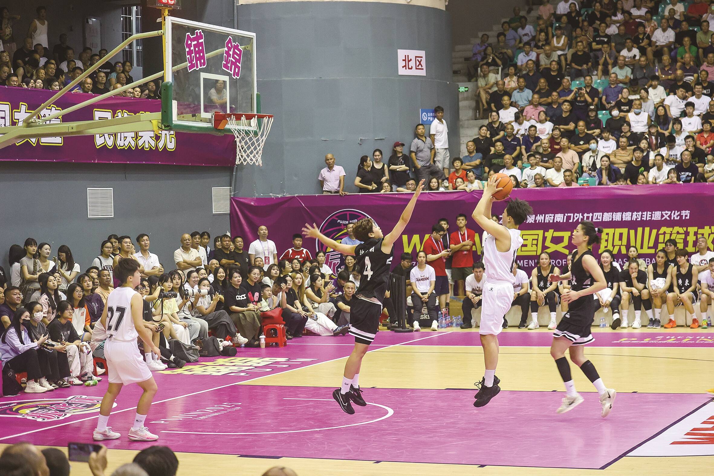 中国球队取得国际篮球邀请赛胜利 中国球队取得国际篮球邀请赛胜利