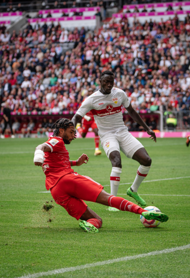 开云体育APP下载-DFM力克MAD，JackeyLove极限生还后反打强强对话入围赛，留下经典瞬间的简单介绍