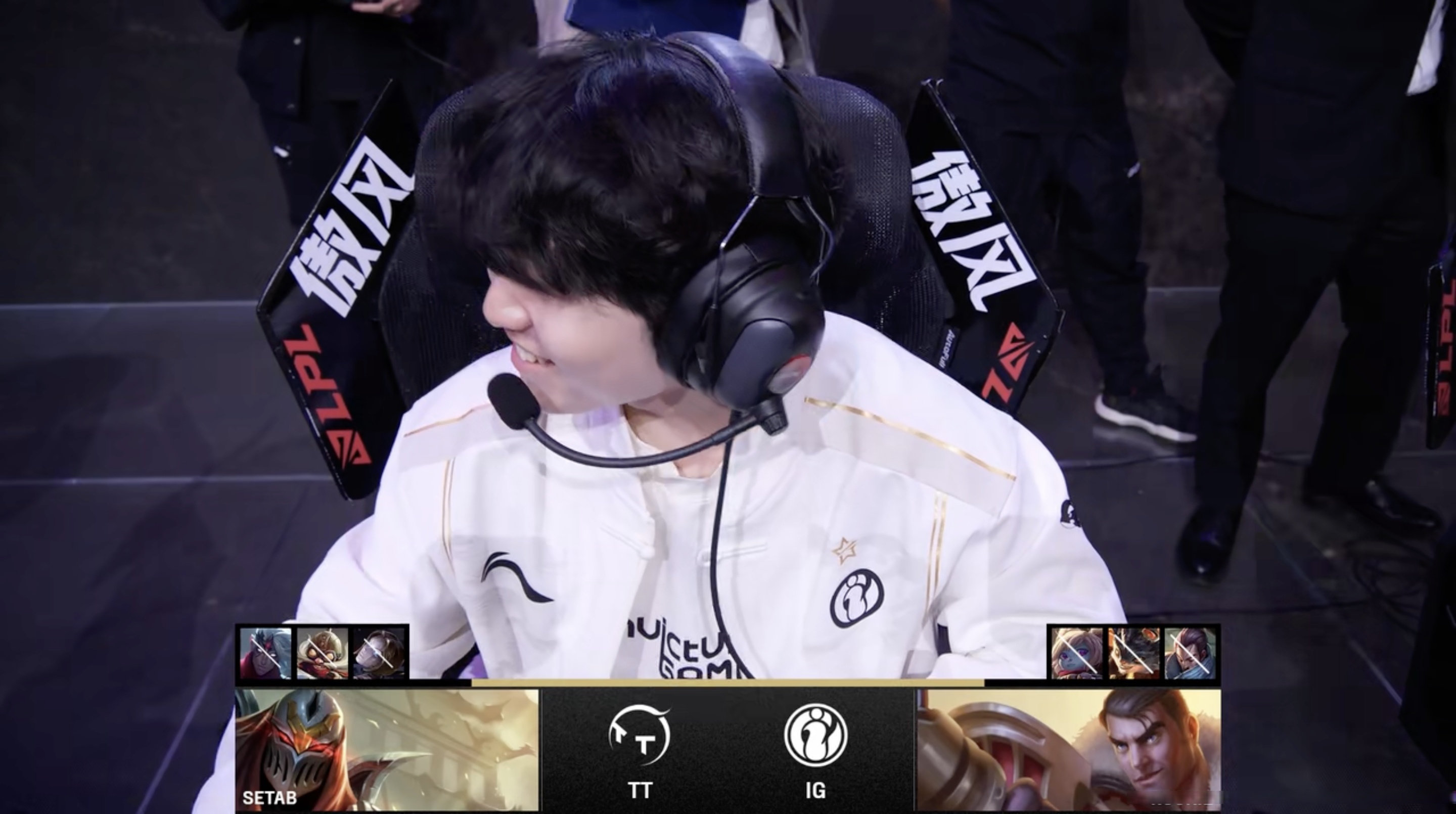 开云APP-包含100T鏖战TSM，Xiaohu打出惊人五杀强强对话半决赛，让粉丝疯狂欢呼的词条