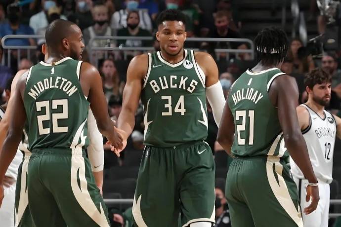 开云体育入口-关于雄鹿战胜奇才，字母哥贡献双20+的信息