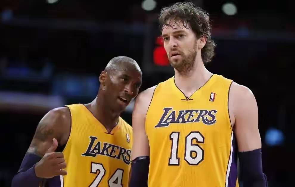 快船大胜湖人科比欲壮胆 快船大胜湖人科比欲壮胆