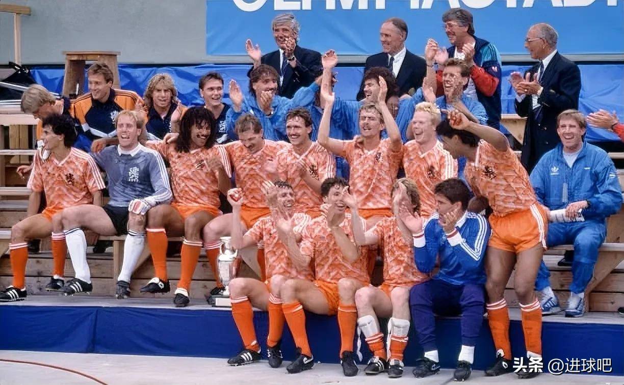 荷兰遭遇淘汰,无缘欧洲杯八强 荷兰遭遇淘汰,无缘欧洲杯八强