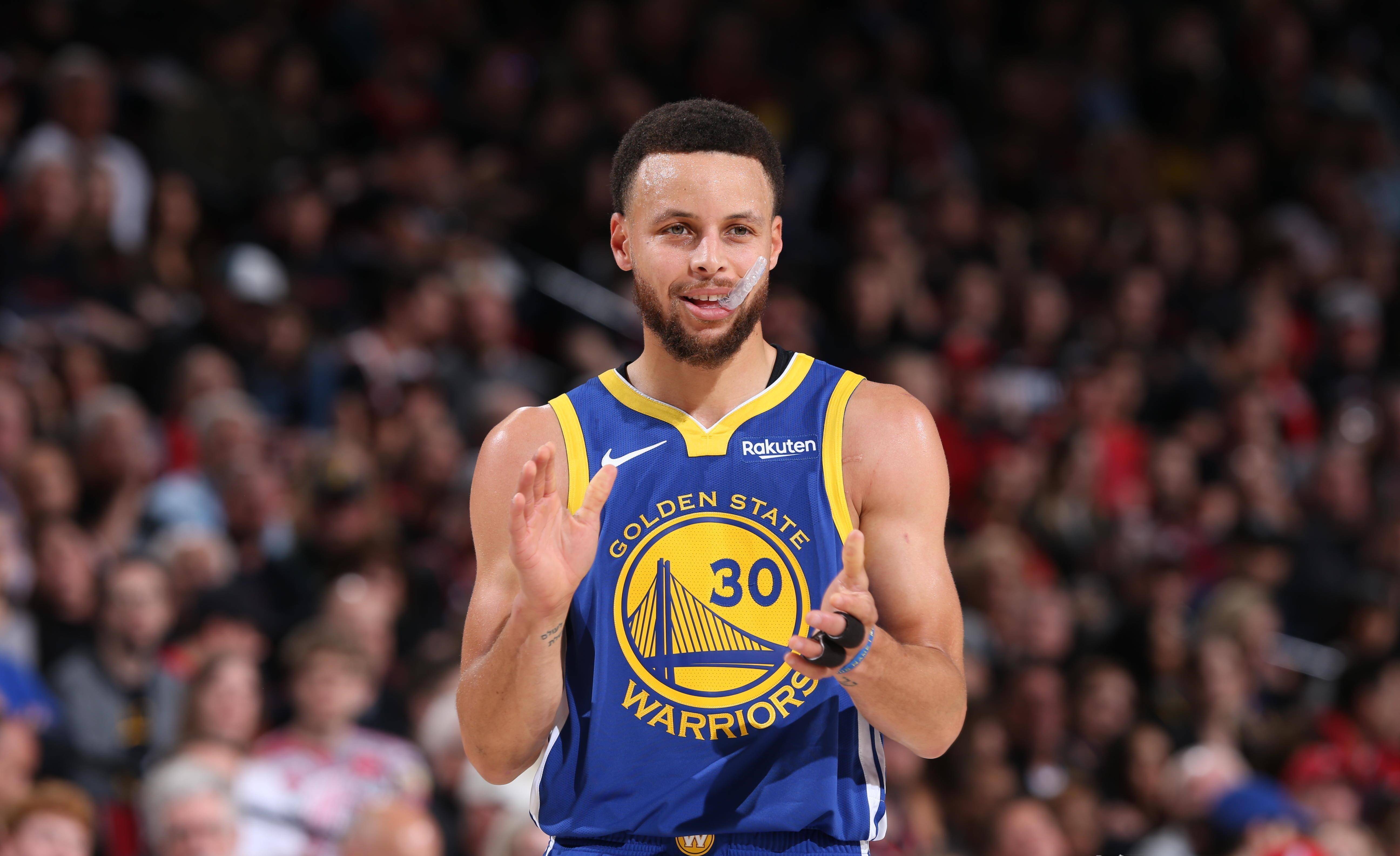 关于勇士球星库里入选本赛季NBA最佳阵容的信息 关于勇士球星库里入选本赛季NBA最佳阵容的信息