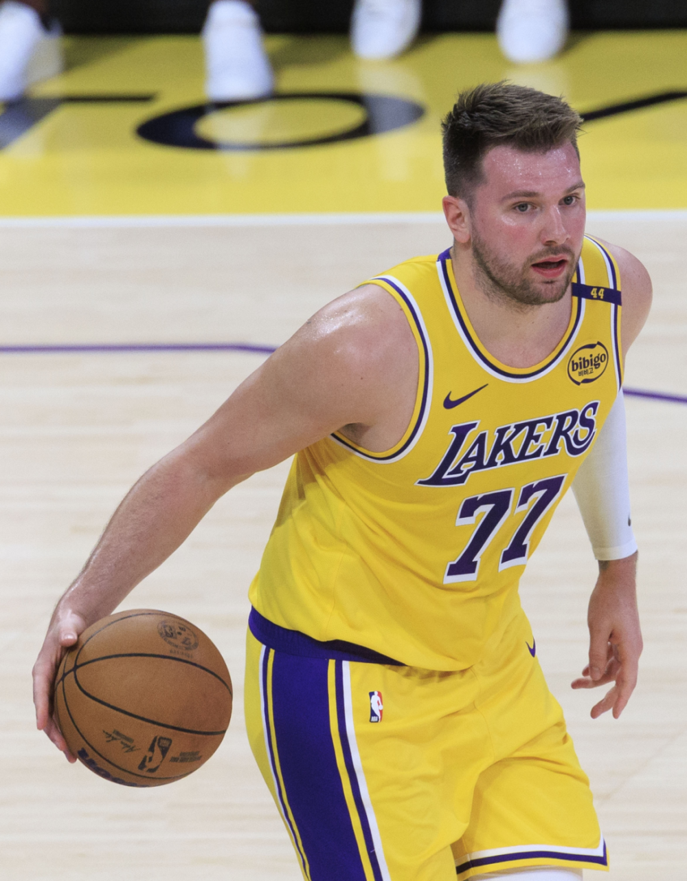 包含NBA揭幕战:湖人胜灰熊,浓眉27+14的词条 包含NBA揭幕战:湖人胜灰熊,浓眉27+14的词条