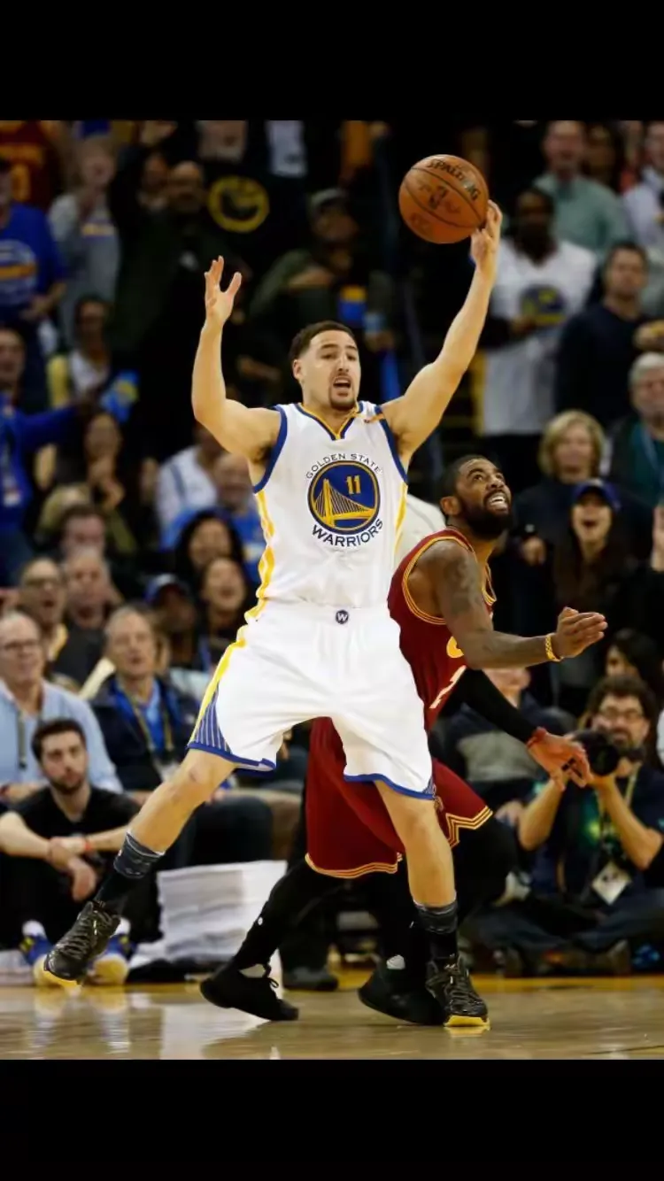 SHR轻取MAD,Jankos关键团战开团秒人宿敌对决成都决赛之夜,成为赛场最大亮点 SHR轻取MAD,Jankos关键团战开团秒人宿敌对决成都决赛之夜,成为赛场最大亮点