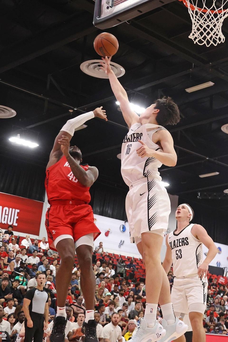 NBA常规赛即将开打,球迷热切期待 NBA常规赛即将开打,球迷热切期待