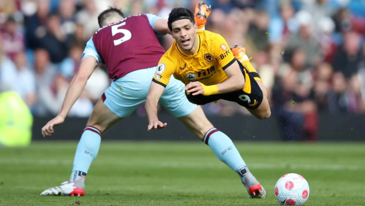 开云体育app-伯恩利平局不敌，保级困境仍未解的简单介绍