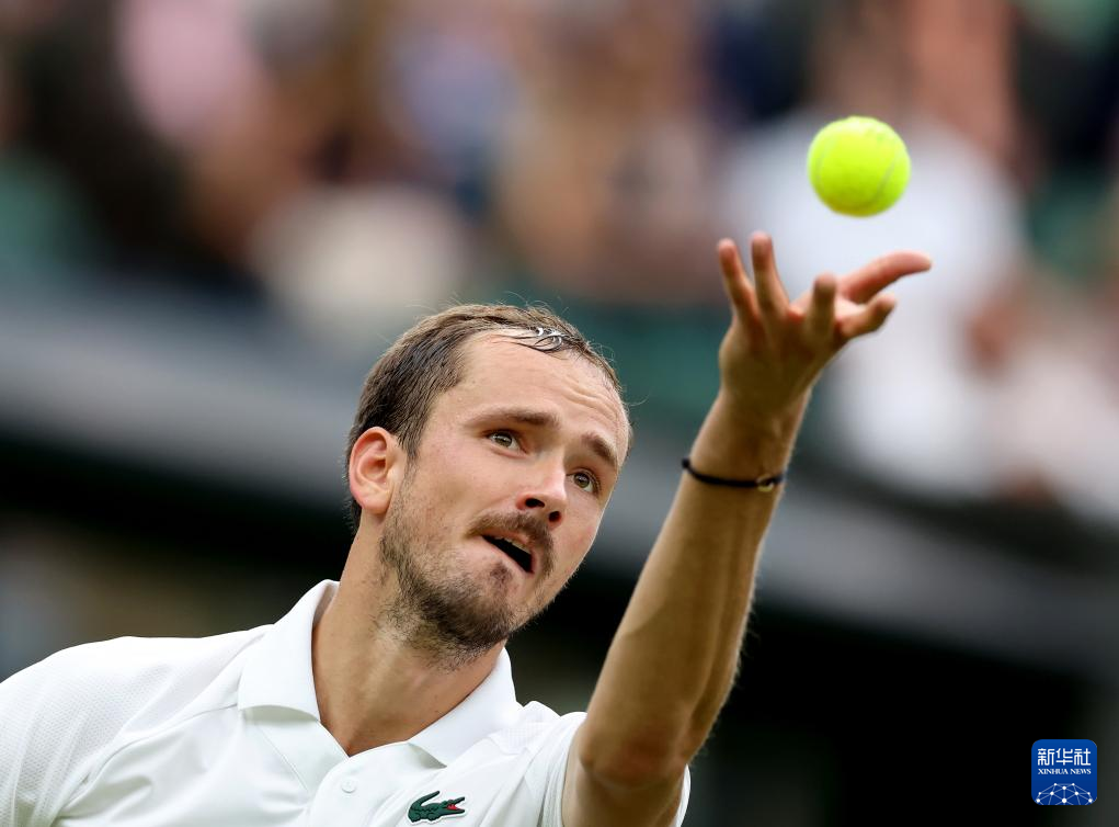 包含ATP总决赛逆转年终总决赛,梅德韦杰夫刷新纪录的词条 包含ATP总决赛逆转年终总决赛,梅德韦杰夫刷新纪录的词条