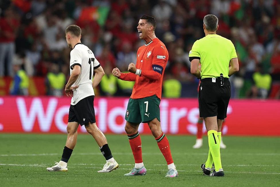 葡萄牙队逆转中国队，奥恰洛夫带队取胜