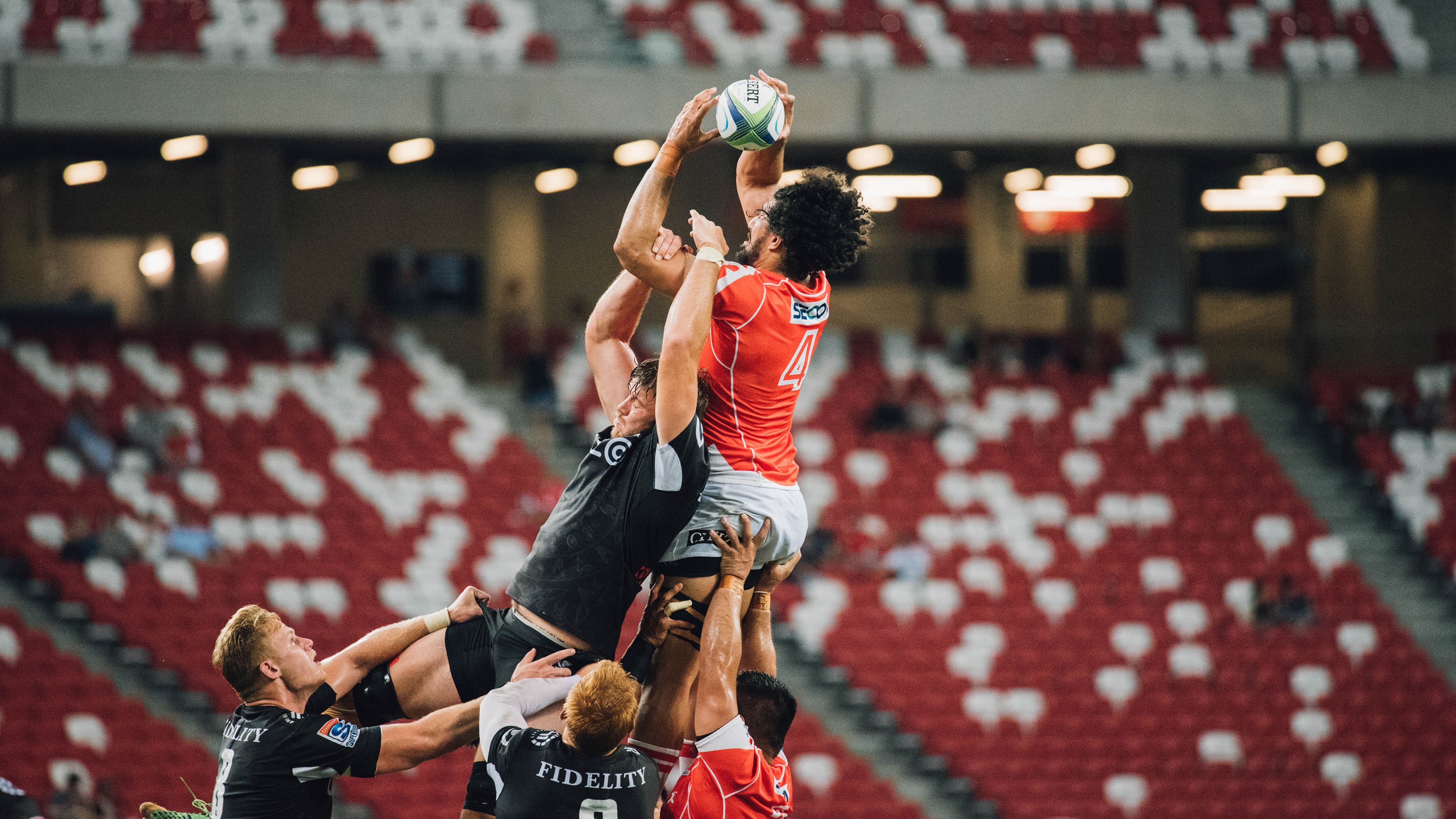 开云体育官方网站-唯一的红色，当加维身披马竞战袍